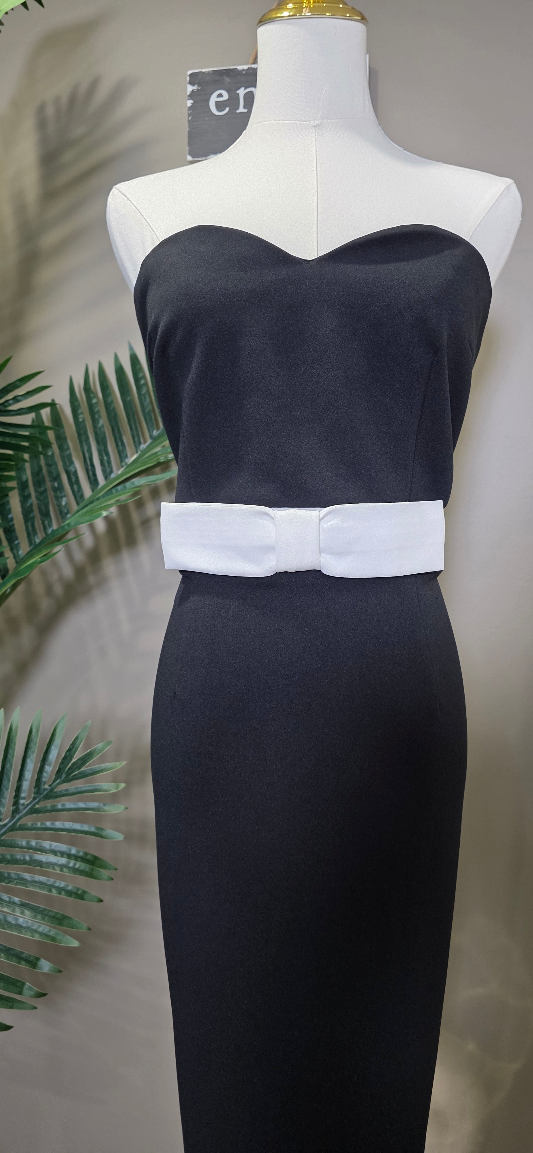 Bow Accent Strapless Dress
