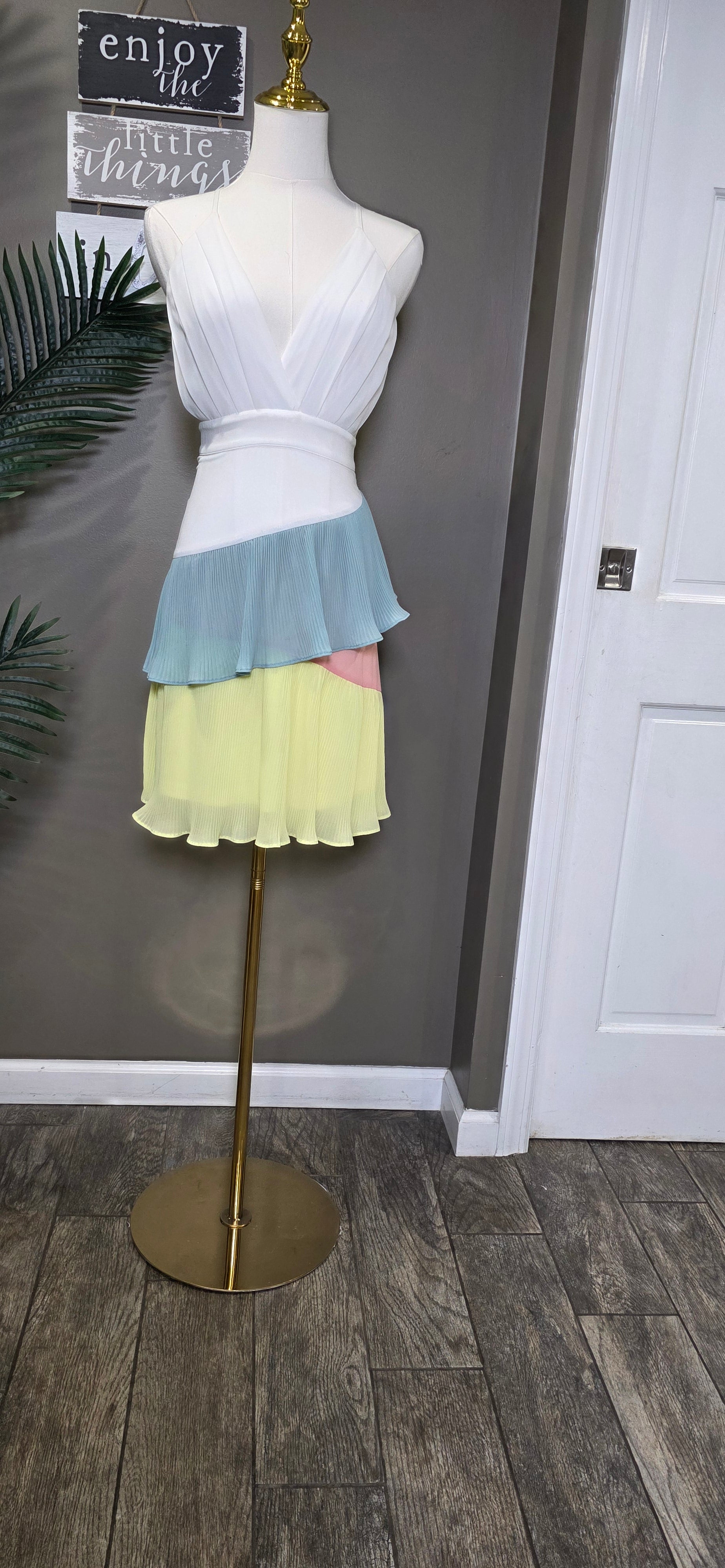 Crisscross Backless Ruched Dress