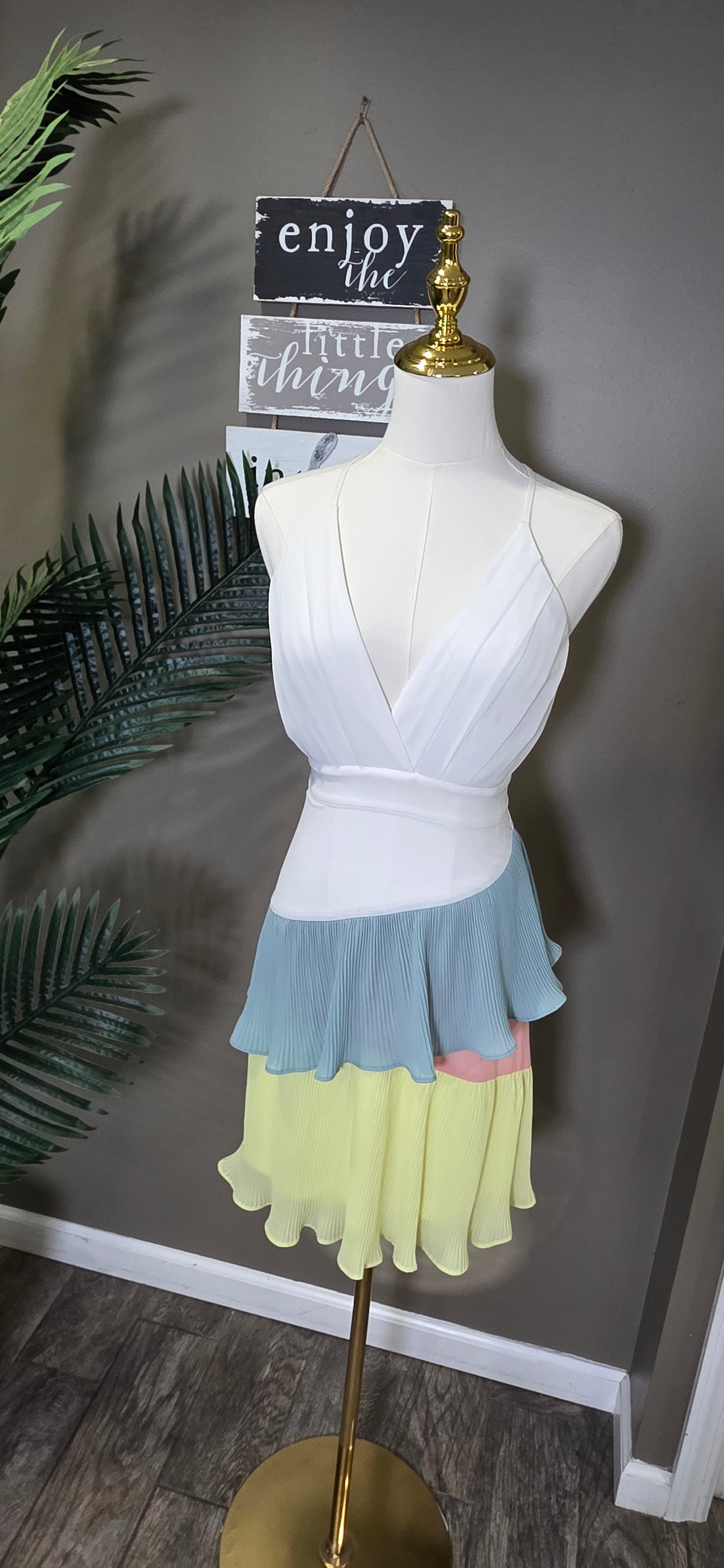 Crisscross Backless Ruched Dress