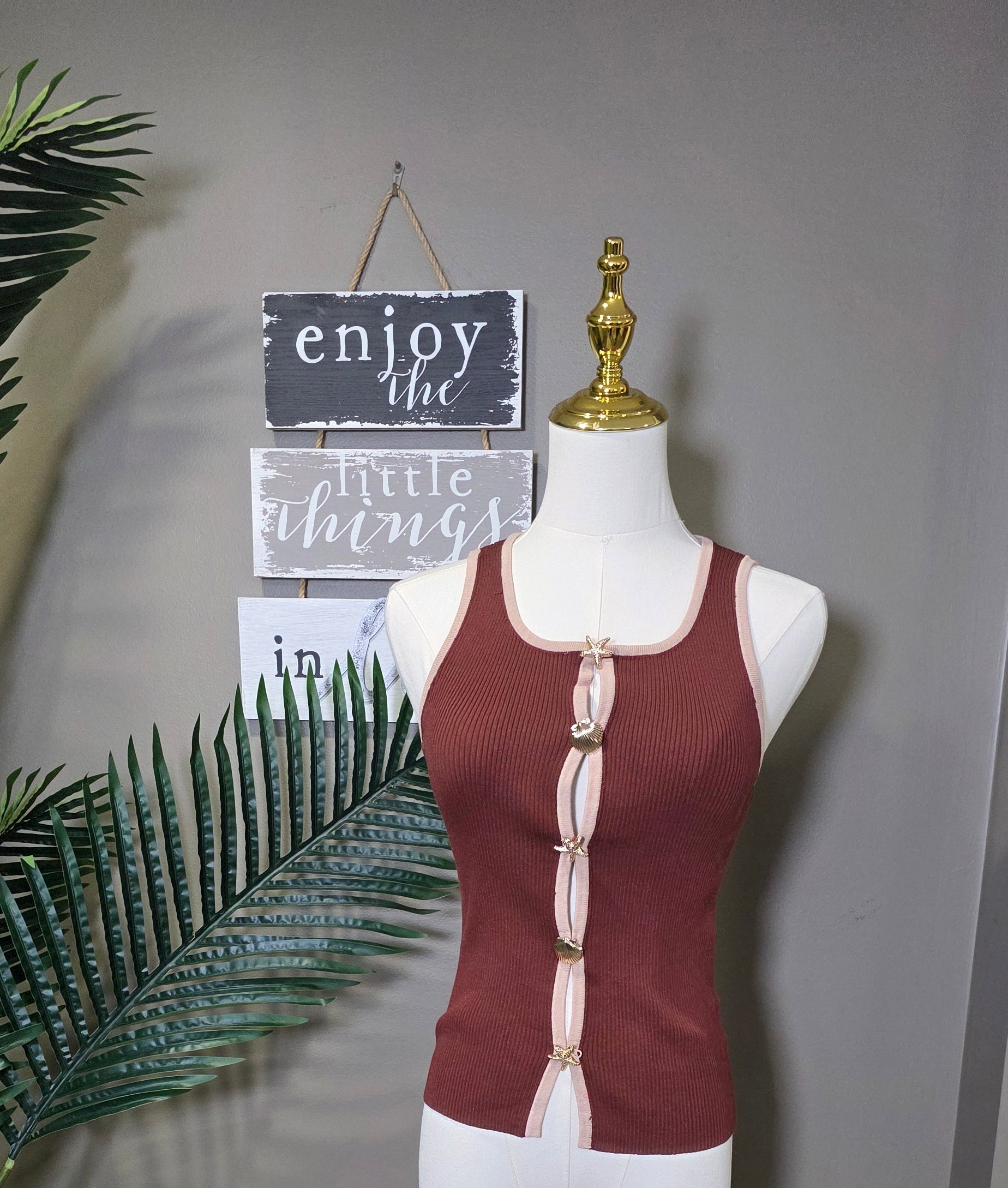 GOLD MARINA BUTTONS KNIT TOP