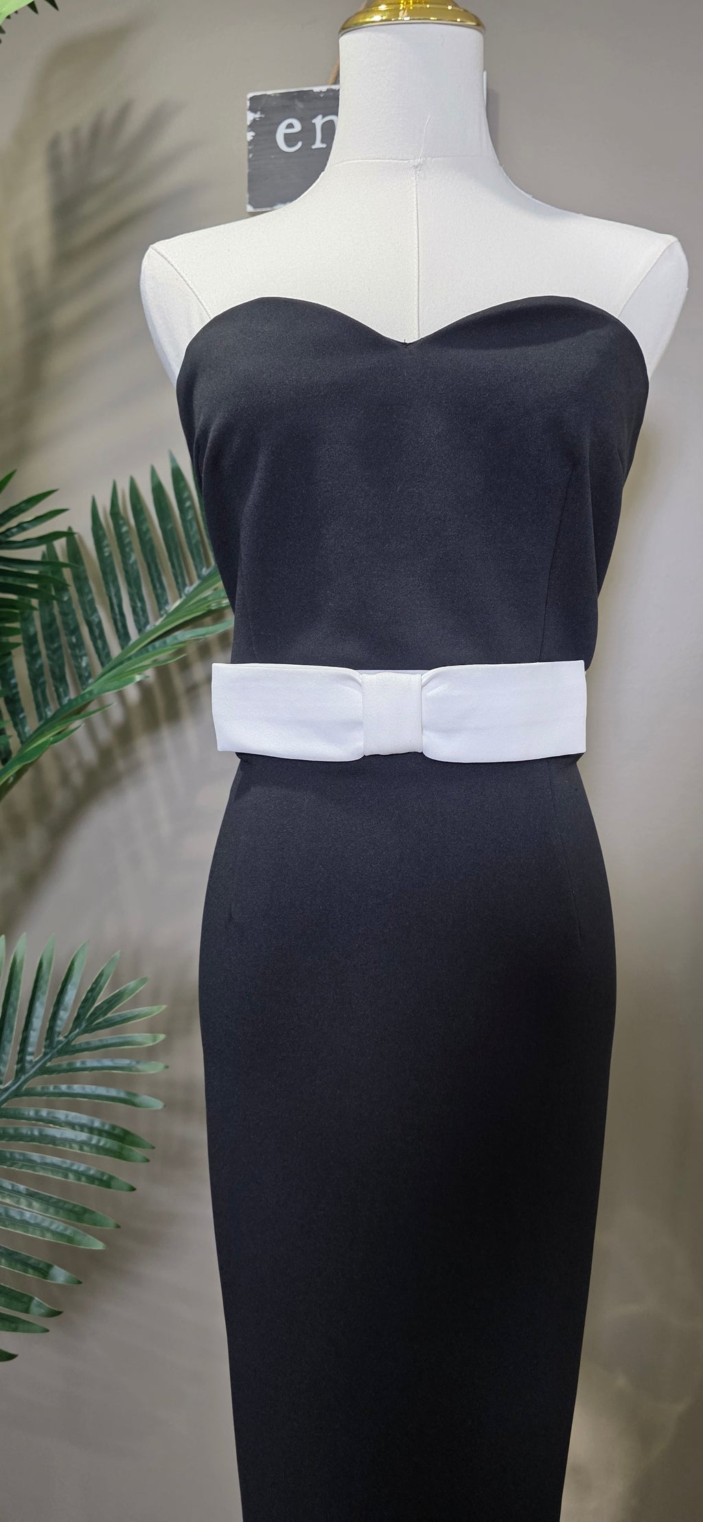 Bow Accent Strapless Dress