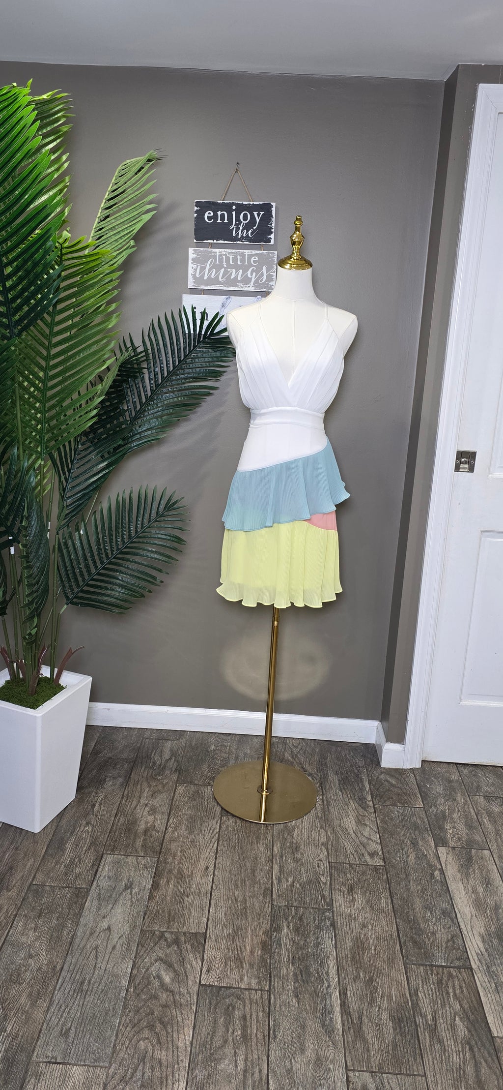 Crisscross Backless Ruched Dress