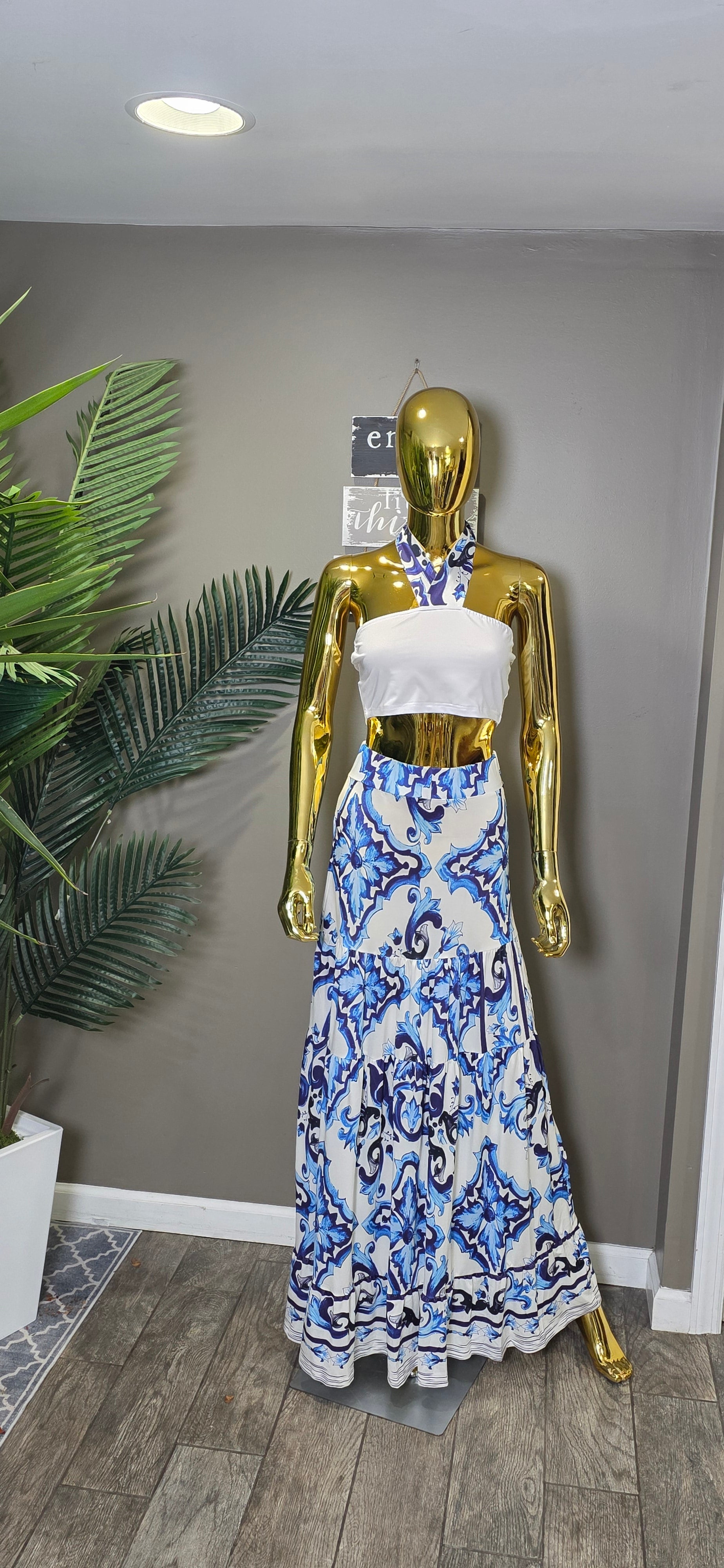 2-piece skirt set with Mediterranean print.