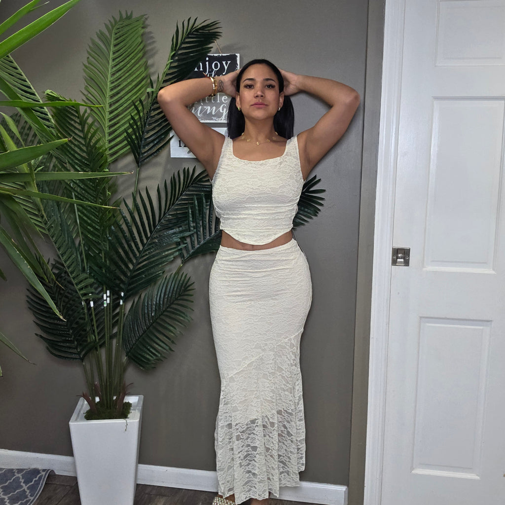 Sexy Lace Backless Top  Skirt Set