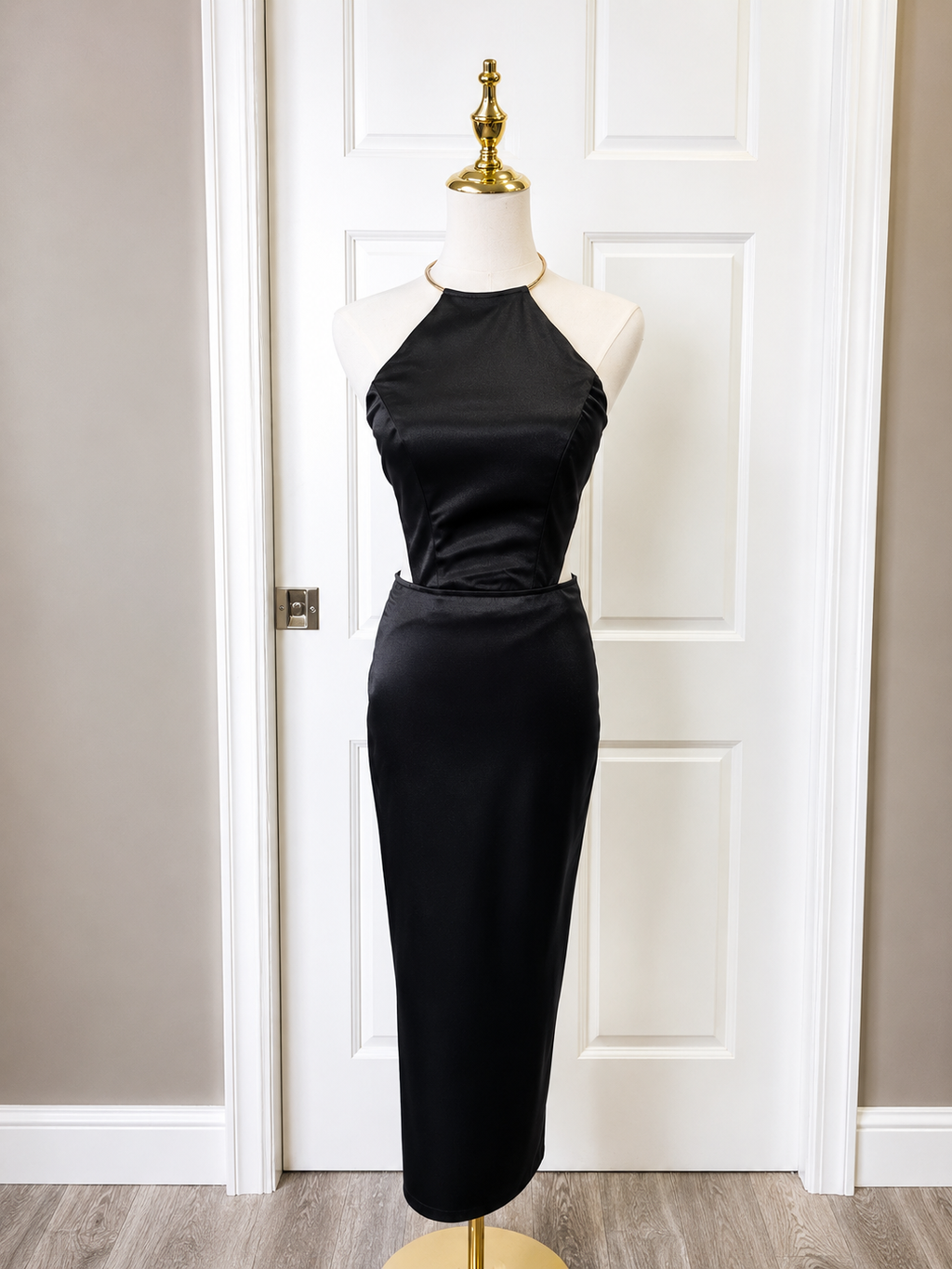 Luna Luxe Open-Back Dress