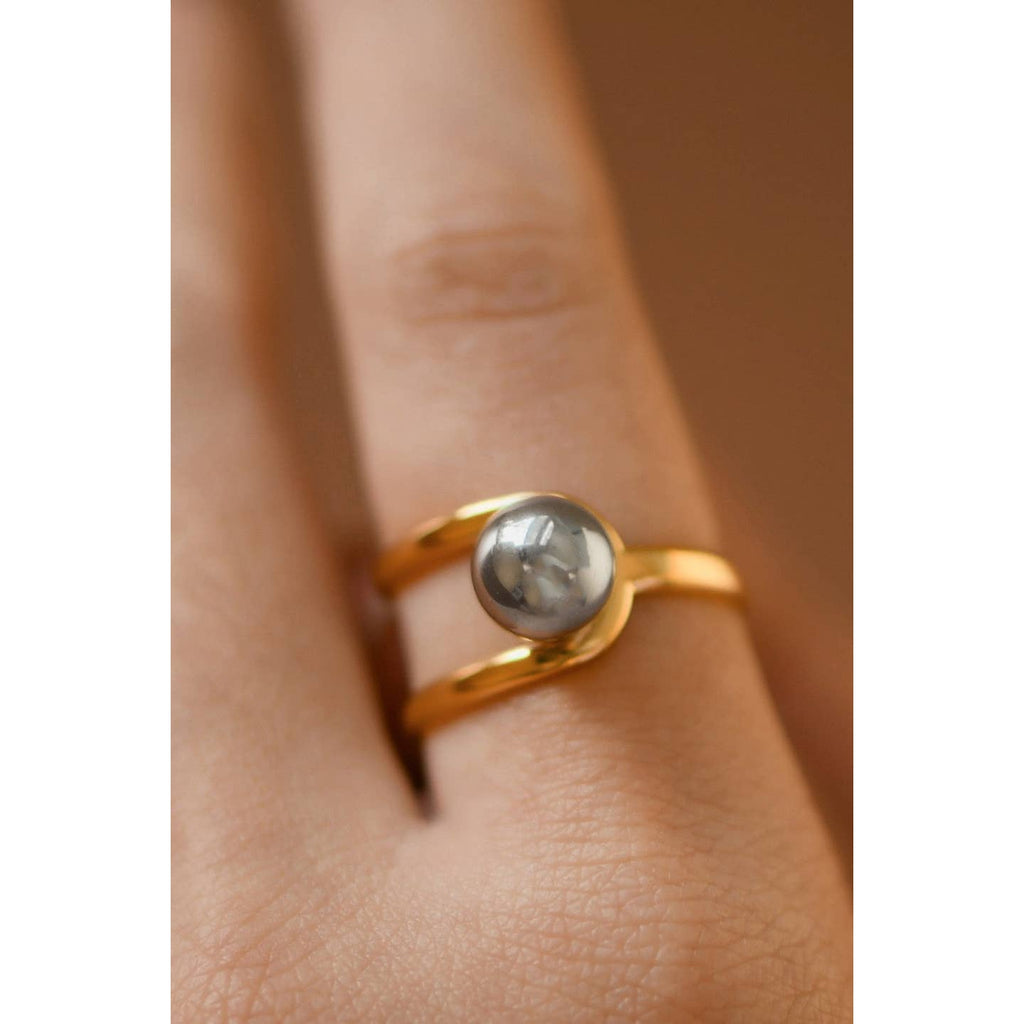Black Pearl Ring