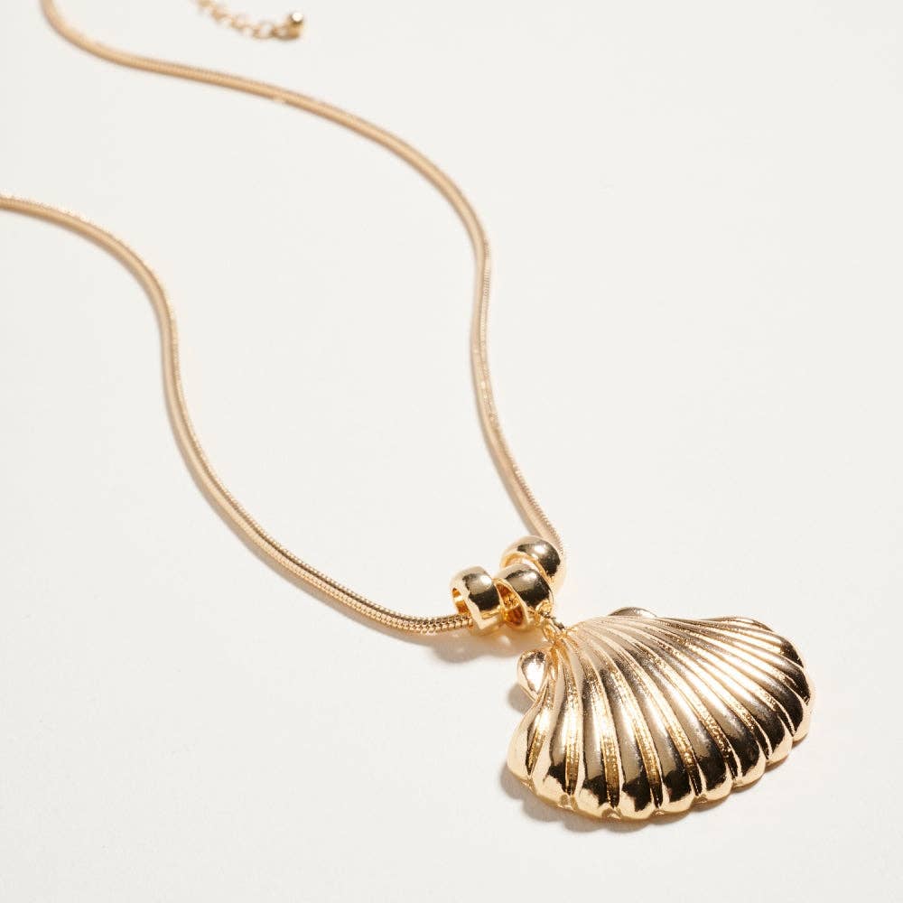 Metal Beach Sealife Shell Pendant Necklace