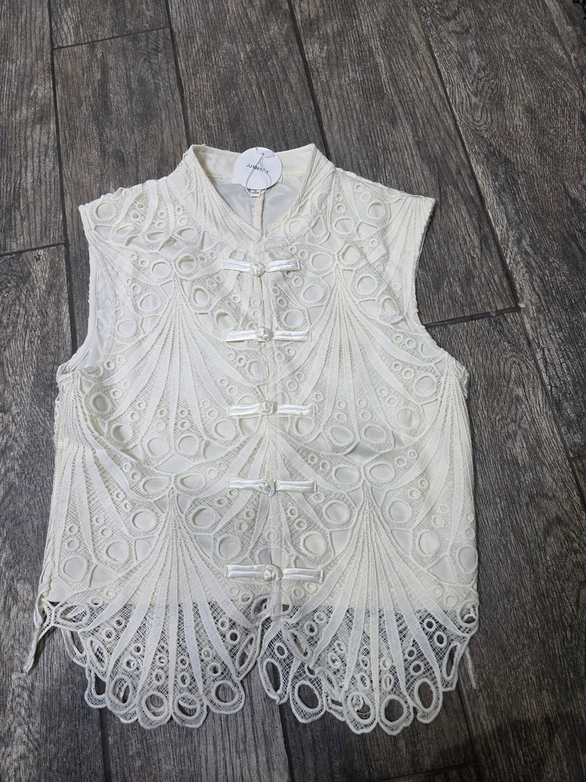 Mandarin Collar and Frog Clousure Front Lace Top